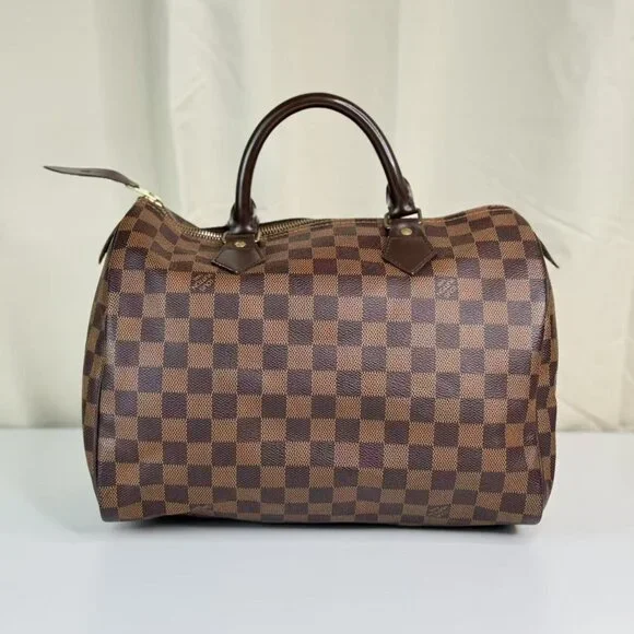 Louis Vuitton Damier Ebene Speedy 30 Bag with Classic Checkerboard Design - Picture 3 of 9